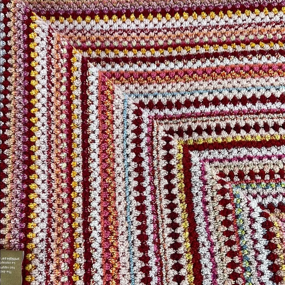 Deborah Connolly Bath Towel Set Striped Red and Pink 100% Cotton 2 Pc Set NEW